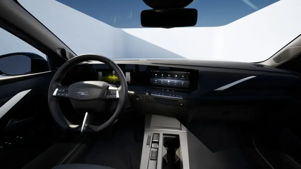 Opel Astra Start: tapacubos para un compacto de más de 30.000 euros 2 Motor16 2026 Opel Astra Start. Imagen interior.