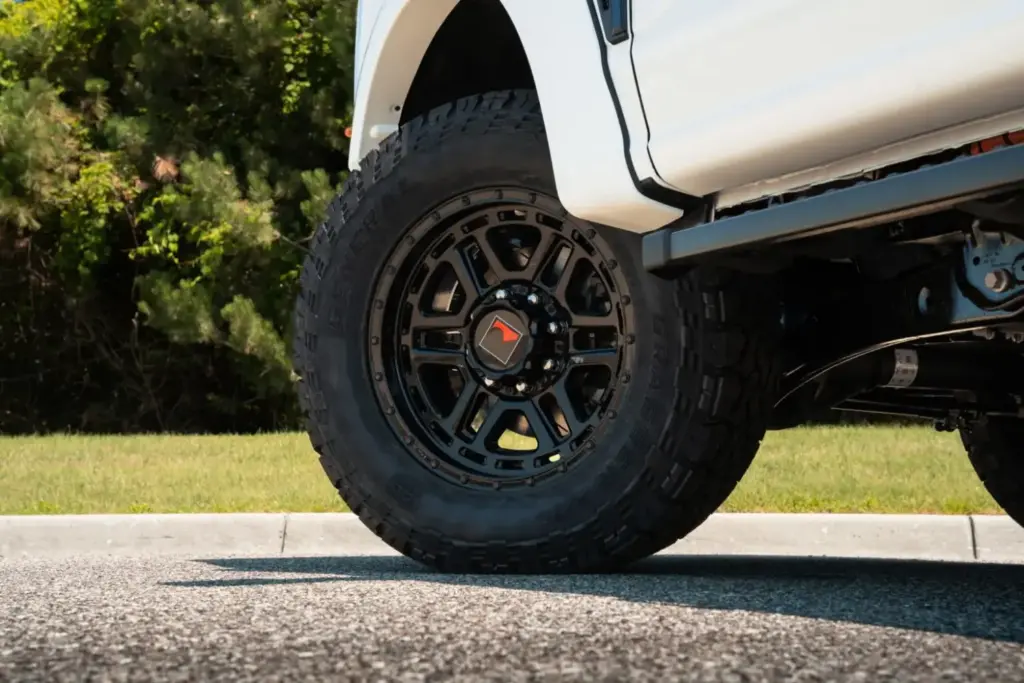 Roush transforma el todopoderoso Ford Super Duty para que sea imposible que pase desapercibido 8 Motor16 2026 roush ford f 150 7 Motor16
