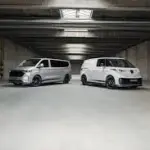 El paquete Signature Edition de Volkswagen custa 6.495 euros y transforma el ID. Buzz Cargo y el Transporter