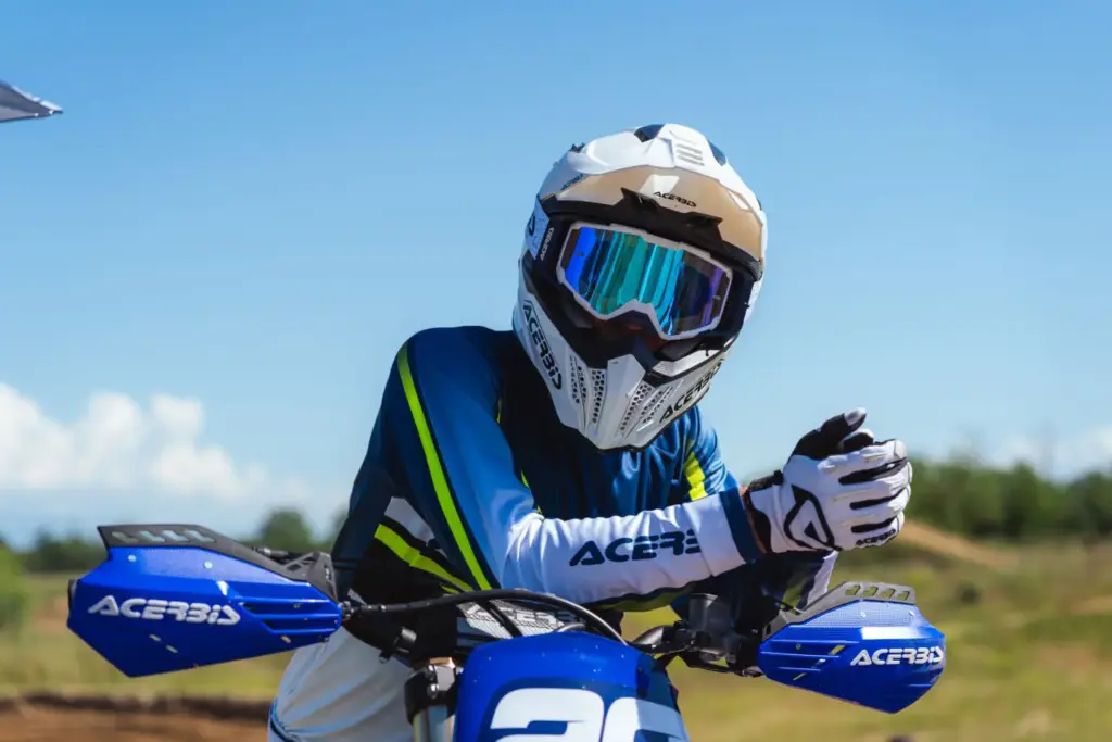 Estas son las novedades de Acerbis para el EICMA 2026 49 Motor16 ACERBIS Vitrion 4 Motor16