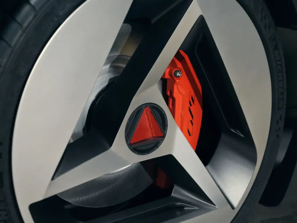 Alpine A310 VISION: el icono de los años 70 renace con una mirada futurista 22 Motor16 Alpine A310 VISION 18 Motor16