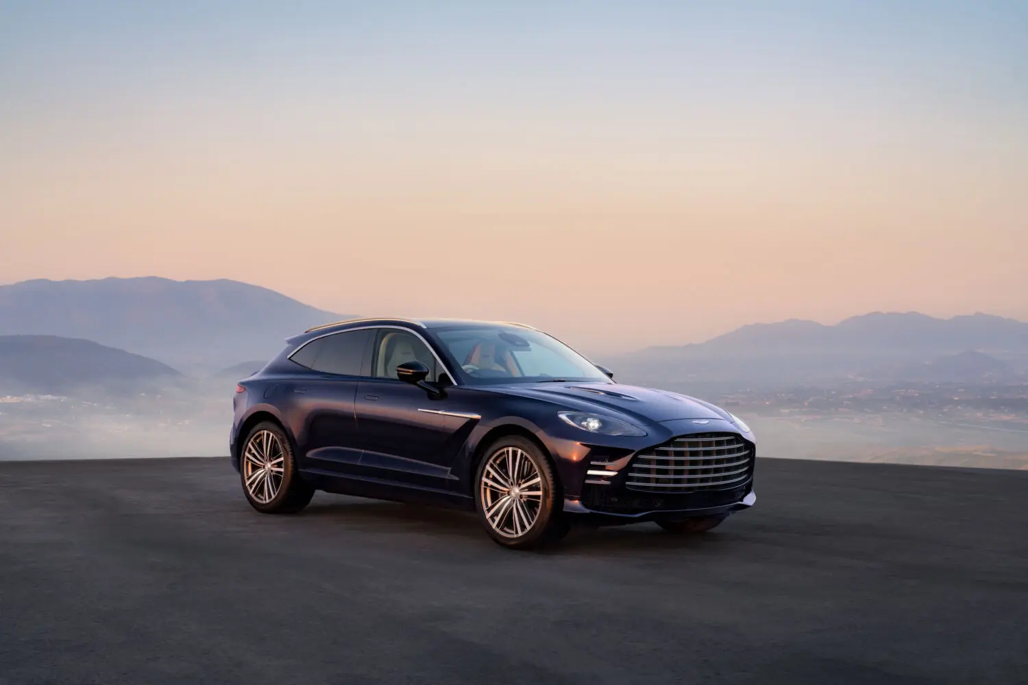 Aston Martin DBX GT: 727 CV de lujo y refinamiento para el SUV más exclusivo