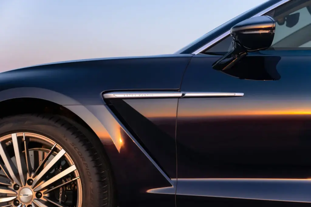 Aston Martin DBX GT 19 Motor16