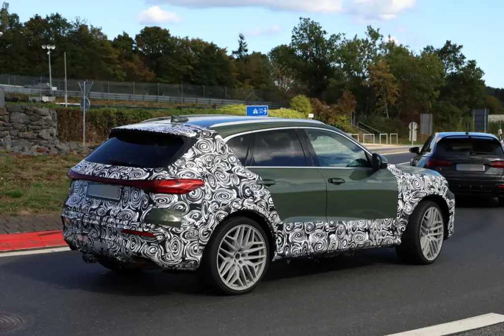 Los Audi RS Q5 y RS Q5 Sportback ya ruedan en Nürburgring 12 Motor16 Audi RS Q5 10 Motor16