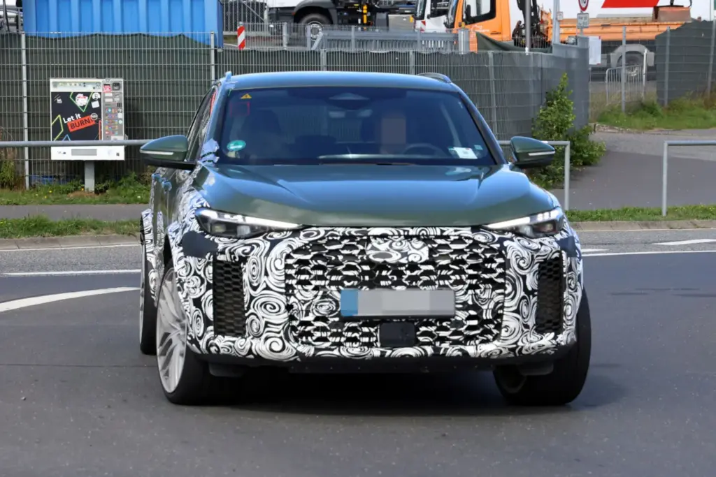 Los Audi RS Q5 y RS Q5 Sportback ya ruedan en Nürburgring 4 Motor16 Audi RS Q5 2 Motor16
