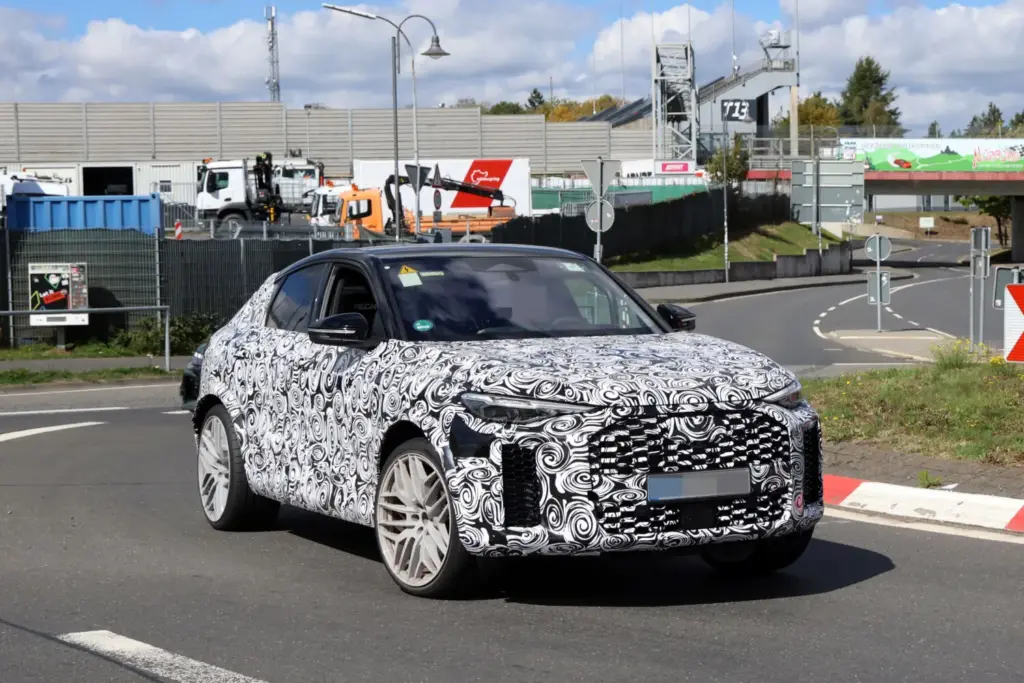 Los Audi RS Q5 y RS Q5 Sportback ya ruedan en Nürburgring 18 Motor16 Audi RS Q5 Sportback 16 Motor16