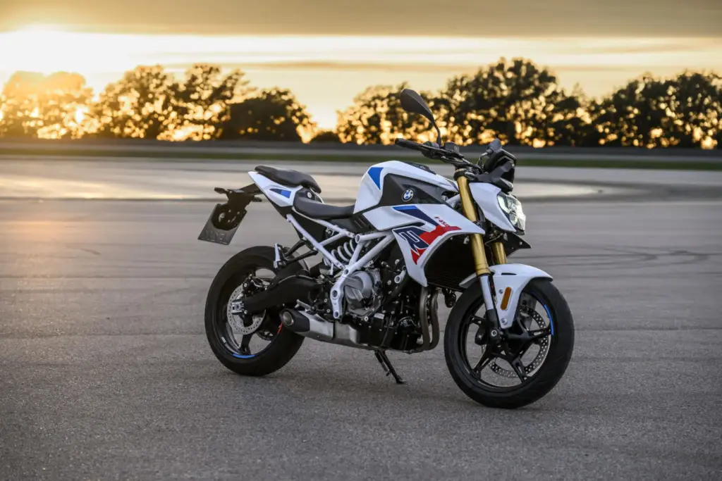 BMW F 450 R 2027 naked 13 Motor16