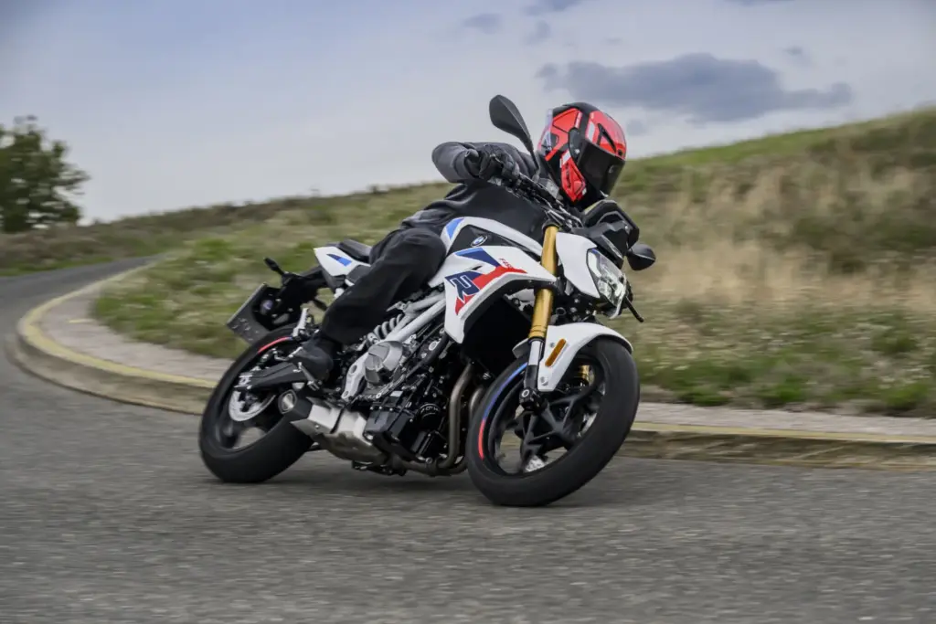 BMW F 450 R 2027 naked 3 Motor16