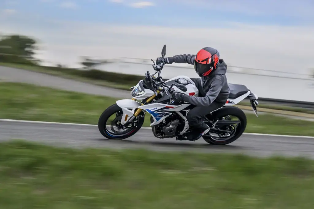 BMW F 450 R 2027 naked 7 Motor16