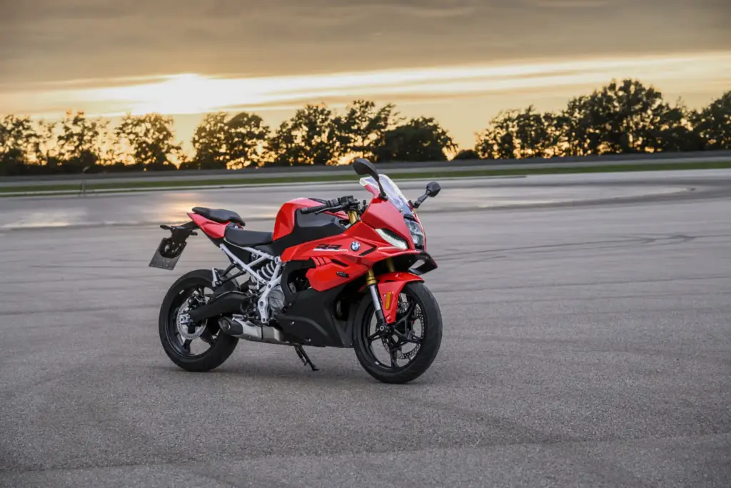 BMW F 450 RR 2027 sport 55 Motor16