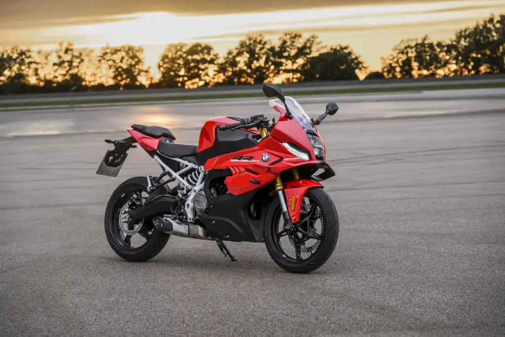 BMW F 450 RR 2027 sport 56 Motor16