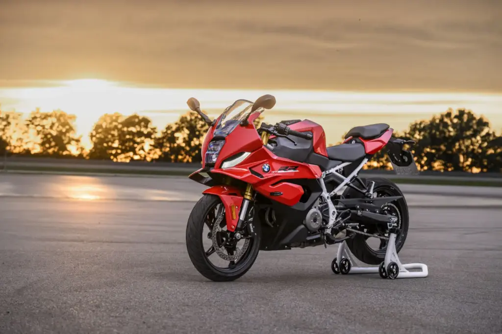 BMW F 450 RR 2027 sport 59 Motor16