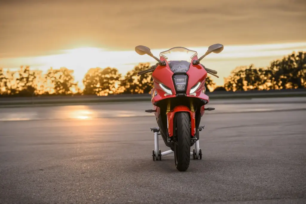 BMW F 450 RR 2027 sport 60 Motor16