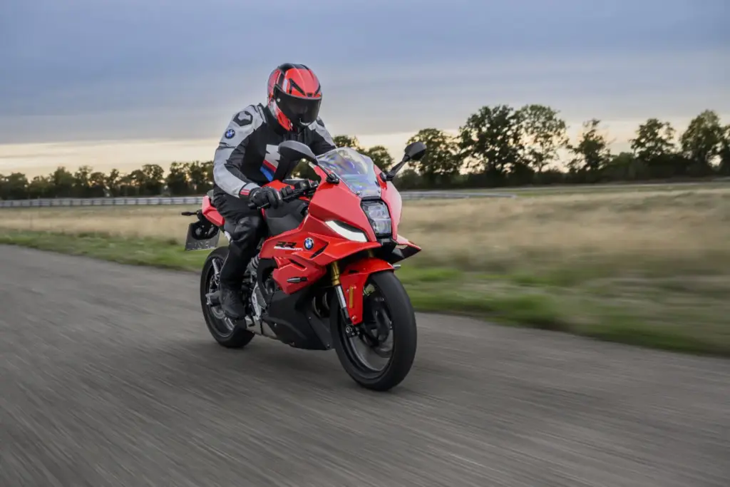 BMW F 450 RR 2027 sport 64 Motor16