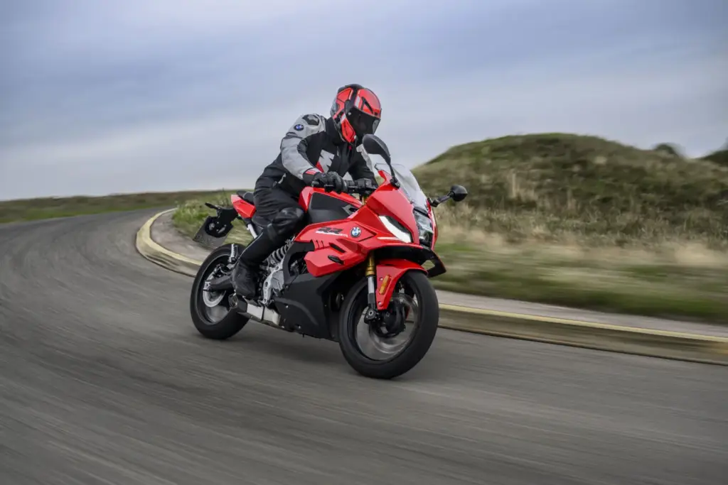 BMW F 450 RR 2027 sport 65 Motor16