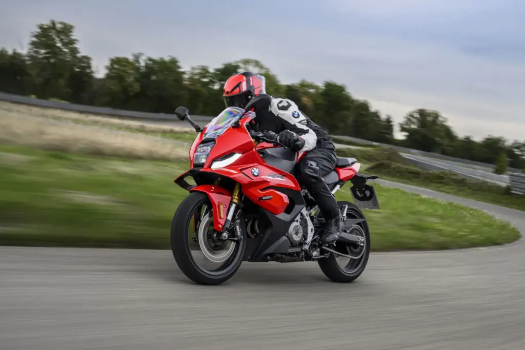 BMW F 450 RR 2027 sport 67 Motor16