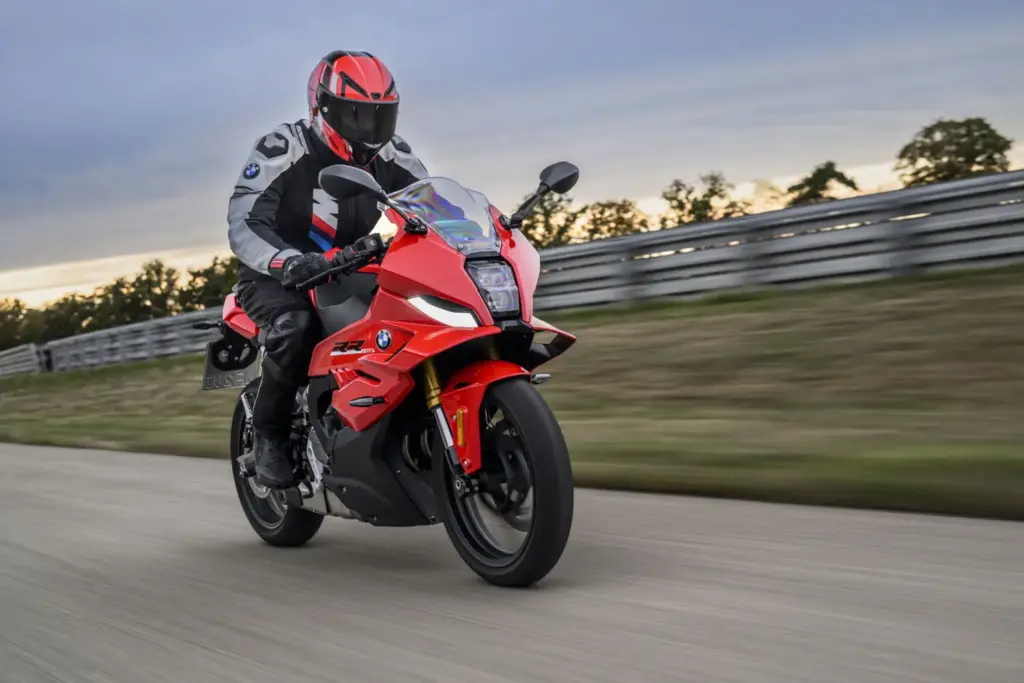 BMW F 450 RR 2027 sport 68 Motor16