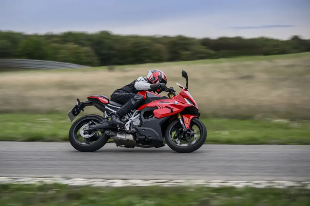 BMW F 450 RR 2027 sport 69 Motor16