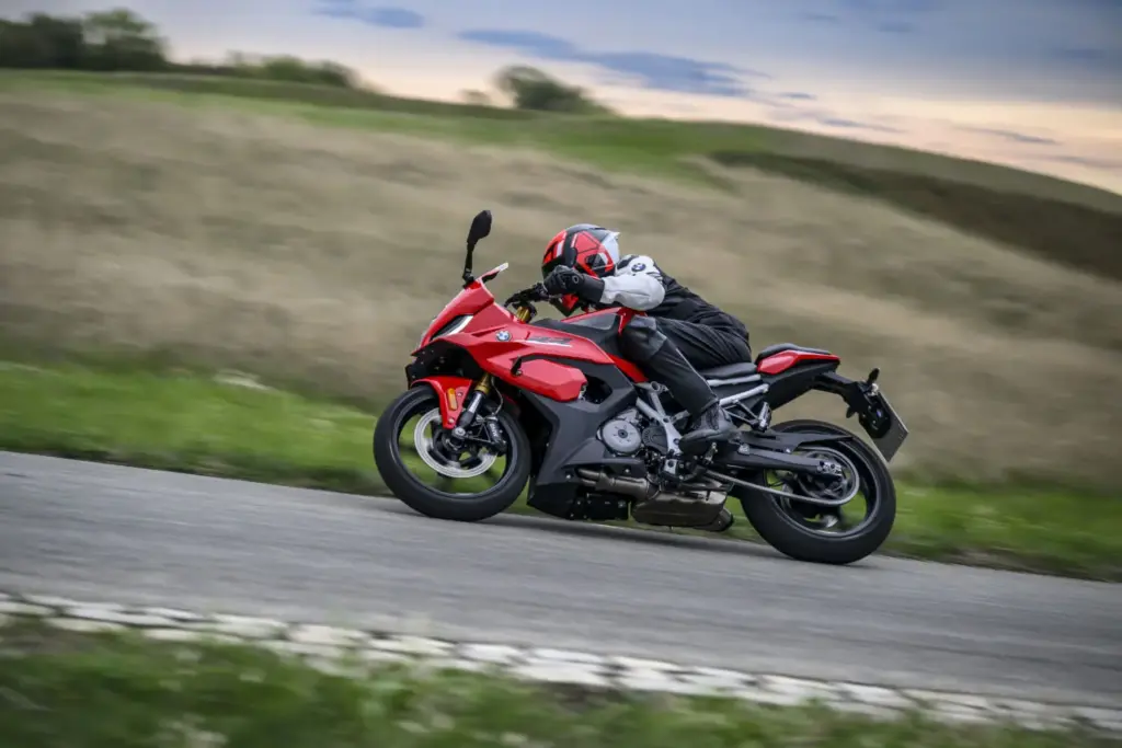 BMW F 450 RR 2027 sport 71 Motor16