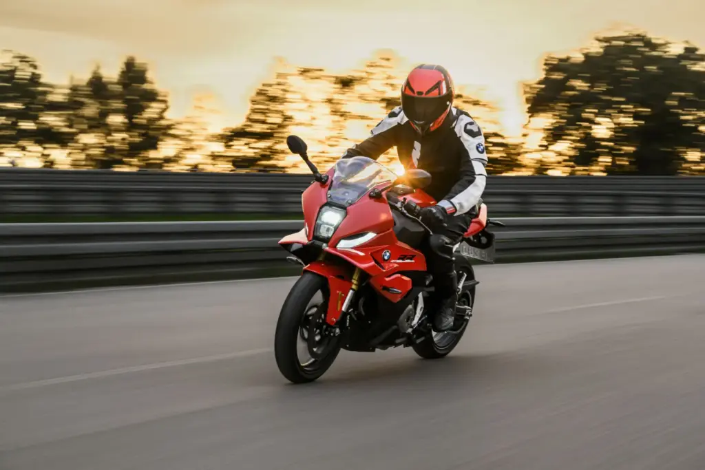 BMW F 450 RR 2027 sport 77 Motor16