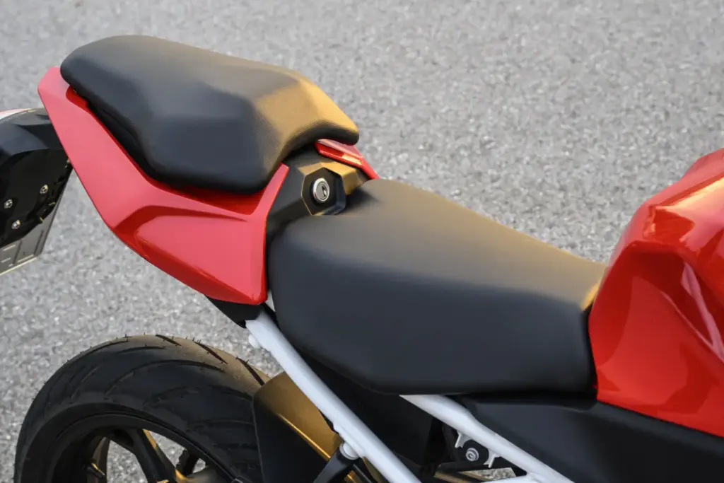 BMW F 450 RR 2027 sport 85 Motor16