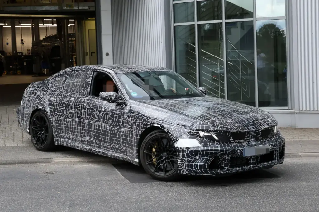 Fotos espía del BMW M3 de gasolina: Listo para 2028 12 Motor16 BMW M3 gasolina 2028 espia 10 Motor16