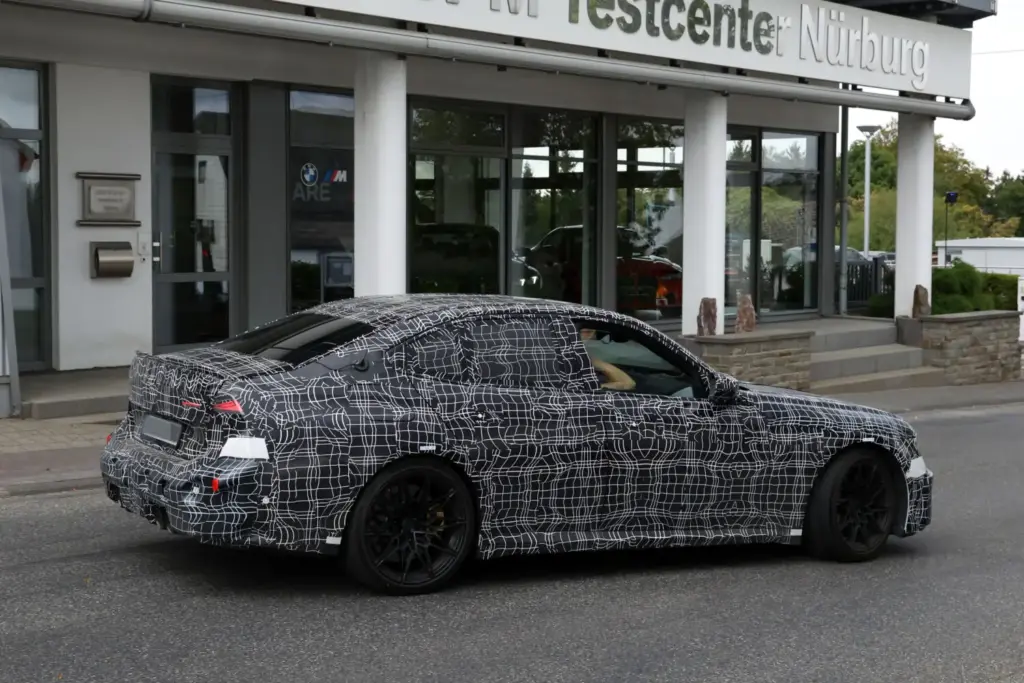 Fotos espía del BMW M3 de gasolina: Listo para 2028 18 Motor16 BMW M3 gasolina 2028 espia 16 Motor16