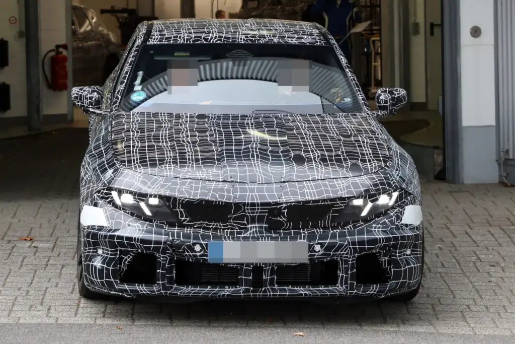 Fotos espía del BMW M3 de gasolina: Listo para 2028 4 Motor16 BMW M3 gasolina 2028 espia 2 Motor16