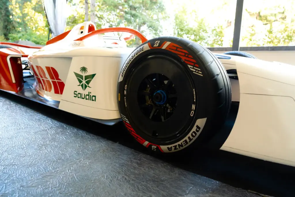 Bridgestone se estrena en la Fórmula E como proveedor exclusivo de neumáticos con el POTENZA GEN4 6 Motor16 BRIDGESTONE FORMULA E 4 Motor16