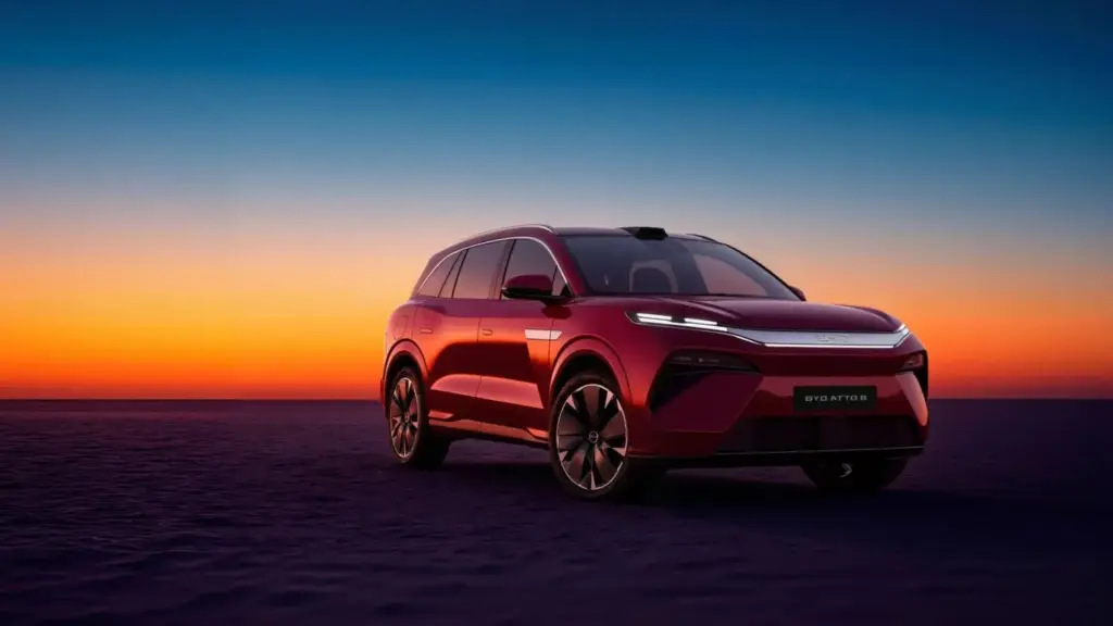BYD ATTO 8: un SUV eléctrico de siete plazas con hasta 775 CV y carga ultrarrapida 4 Motor16 BYD Atto 8 2027 paris 1 Motor16