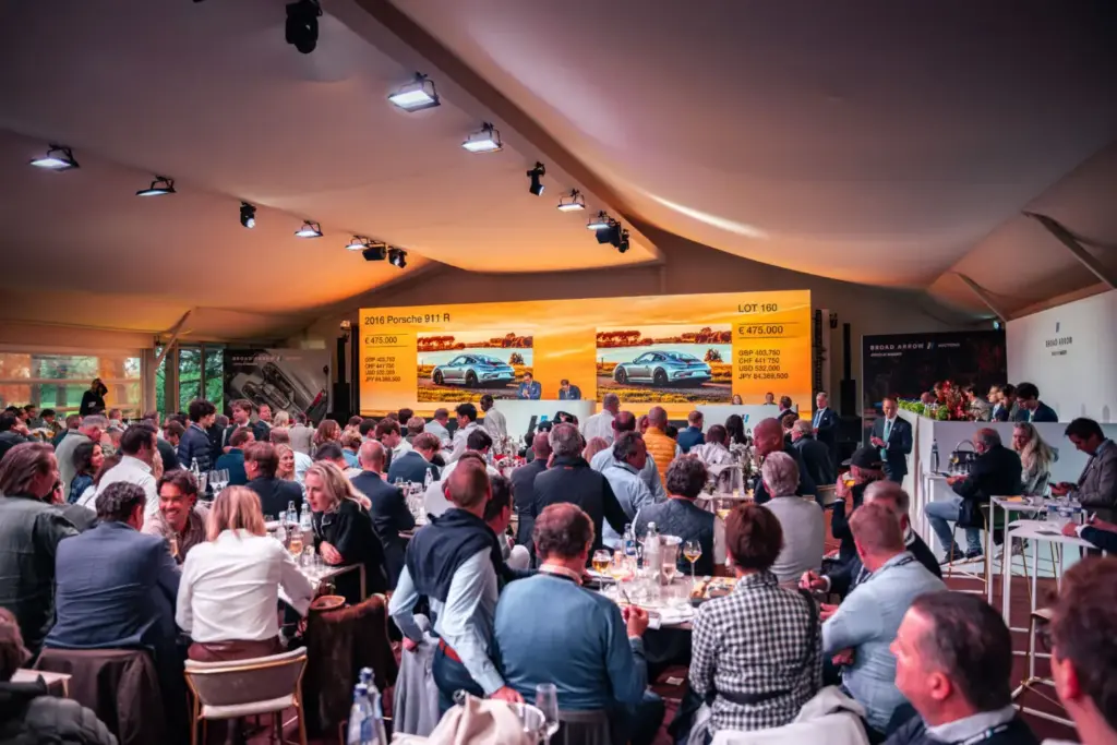 La subasta Broad Arrow en el Zoute Concours firma el mejor resultado de su historia en Knokke-Heist 1 Motor16 Broad Arrow Zoute Auction Saleroom Motor16