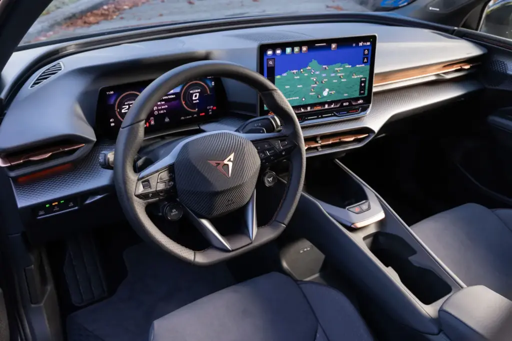 Primera prueba con el CUPRA Raval Endurance. El equilibrio como virtud 15 Motor16 Cupra Raval Endurance 11 Motor16