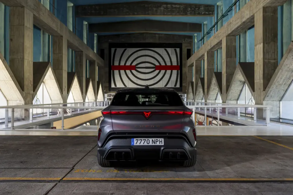 Primera prueba con el CUPRA Raval Endurance. El equilibrio como virtud 19 Motor16 Cupra Raval Endurance 15 Motor16
