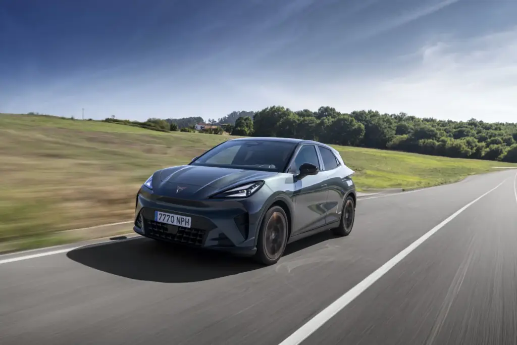 Primera prueba con el CUPRA Raval Endurance. El equilibrio como virtud 28 Motor16 Cupra Raval Endurance 24 Motor16