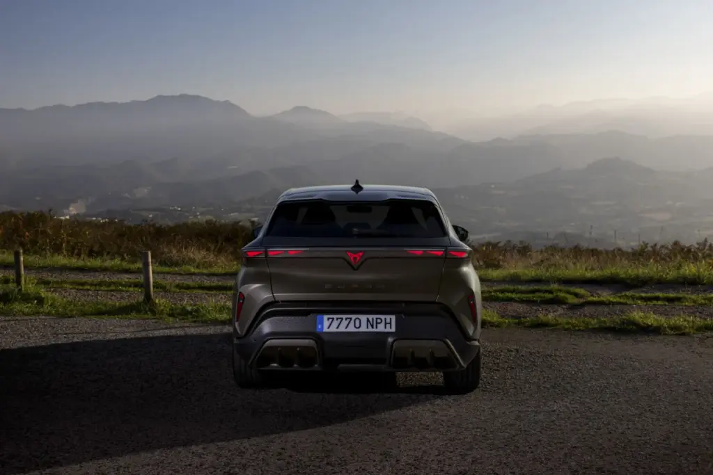 Primera prueba con el CUPRA Raval Endurance. El equilibrio como virtud 32 Motor16 Cupra Raval Endurance 28 Motor16