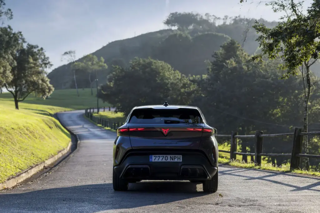 Primera prueba con el CUPRA Raval Endurance. El equilibrio como virtud 34 Motor16 Cupra Raval Endurance 30 Motor16