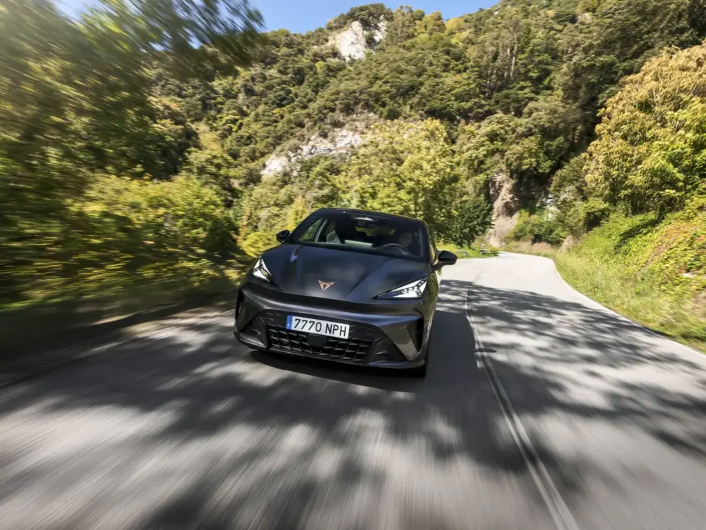Primera prueba con el CUPRA Raval Endurance. El equilibrio como virtud 37 Motor16 Cupra Raval Endurance 33 Motor16