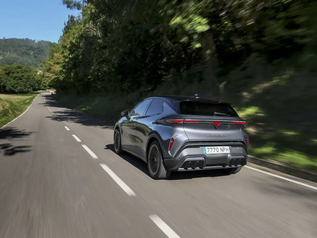 Primera prueba con el CUPRA Raval Endurance. El equilibrio como virtud 4 Motor16 Cupra Raval Endurance 35 Motor16