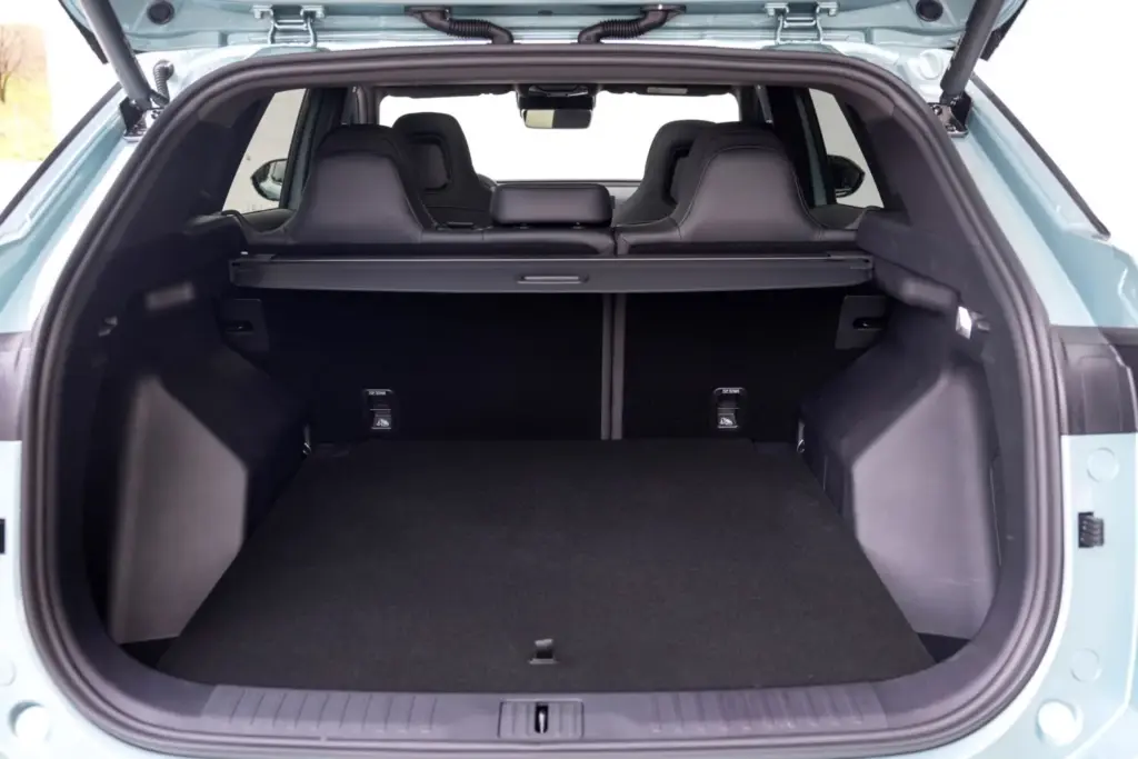 OMODA 7 SHS Premium+: el no va más de la gama 13 Motor16 El OMODA 7 SHS hibrido enchufable estrena version Premium 18 Motor16