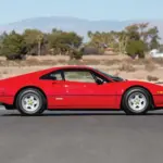 Ferrari 308 GTB Vetroresina: por qué solo 800 unidades llevaron carrocería de fibra de vidrio