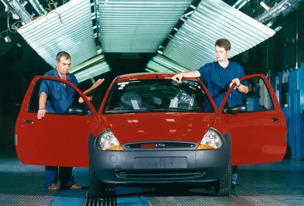 50 años de Ford Almussafes: del primer Fiesta de 1976 a los nuevos modelos que llegarán en 2028 4 Motor16 Ford Ka