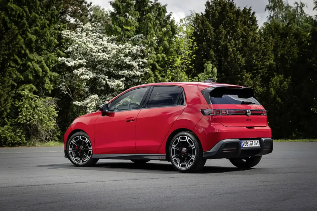 El prestacional Volkswagen ID. Polo GTI eléctrico arranca la preventa 1 Motor16 ID. Polo GTI