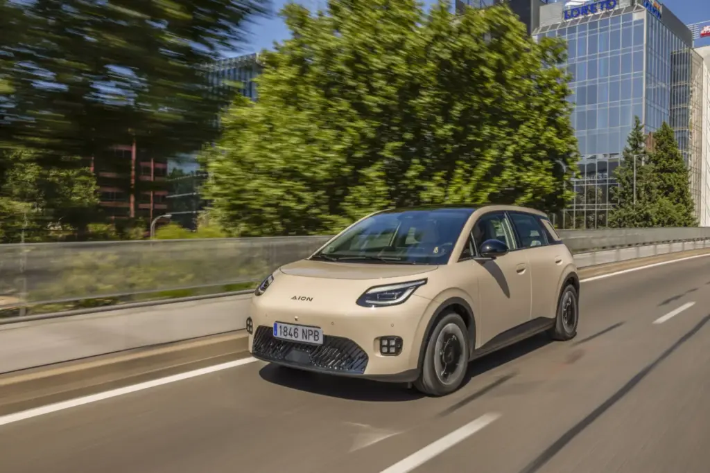GAC AION UT Ciudad 29 Motor16