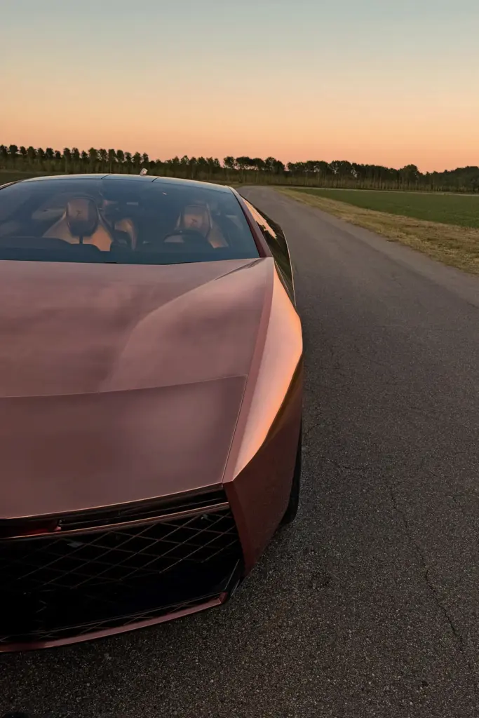 GFG Peralta D, el coupé con carrocería de cobre hecha a mano, creado por Giugiaro 16 Motor16 GFG PeraltaD 11 Motor16