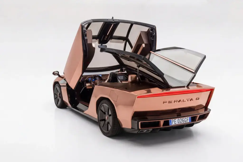 GFG Peralta D, el coupé con carrocería de cobre hecha a mano, creado por Giugiaro 19 Motor16 GFG PeraltaD 14 Motor16