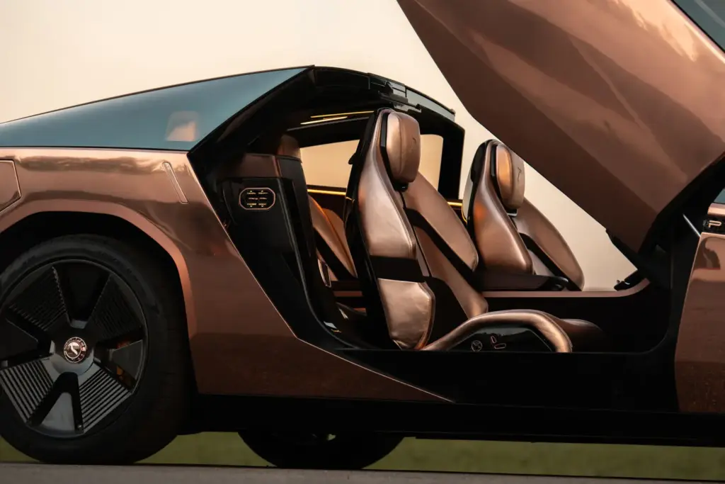 GFG Peralta D, el coupé con carrocería de cobre hecha a mano, creado por Giugiaro 22 Motor16 GFG PeraltaD 17 Motor16