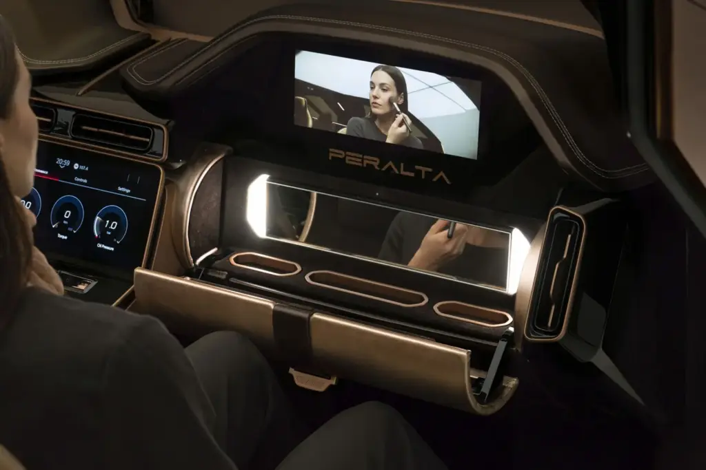 GFG Peralta D, el coupé con carrocería de cobre hecha a mano, creado por Giugiaro 4 Motor16 GFG PeraltaD 20 Motor16