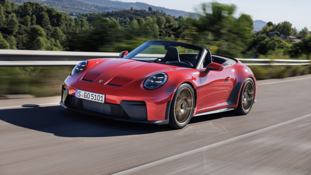Gama Porsche 911 de competición: del circuito a la carretera como si nada 9 Motor16 Gama Porsche GT 5 Motor16