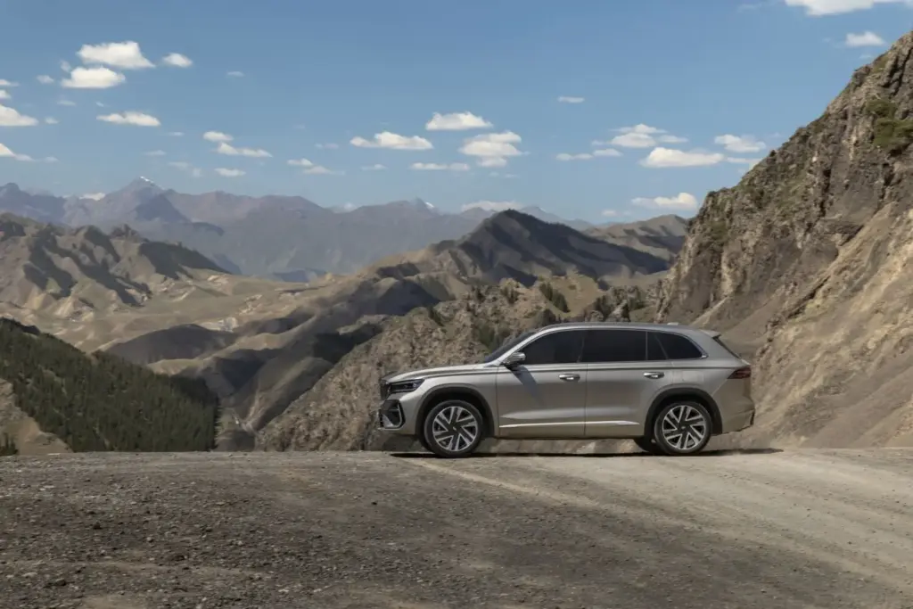 Geely Monjaro EM-i Ultra: tecnología híbrida para viajar con un nivel de confort premium 11 Motor16 Geely Monjaro EM i 4 Motor16