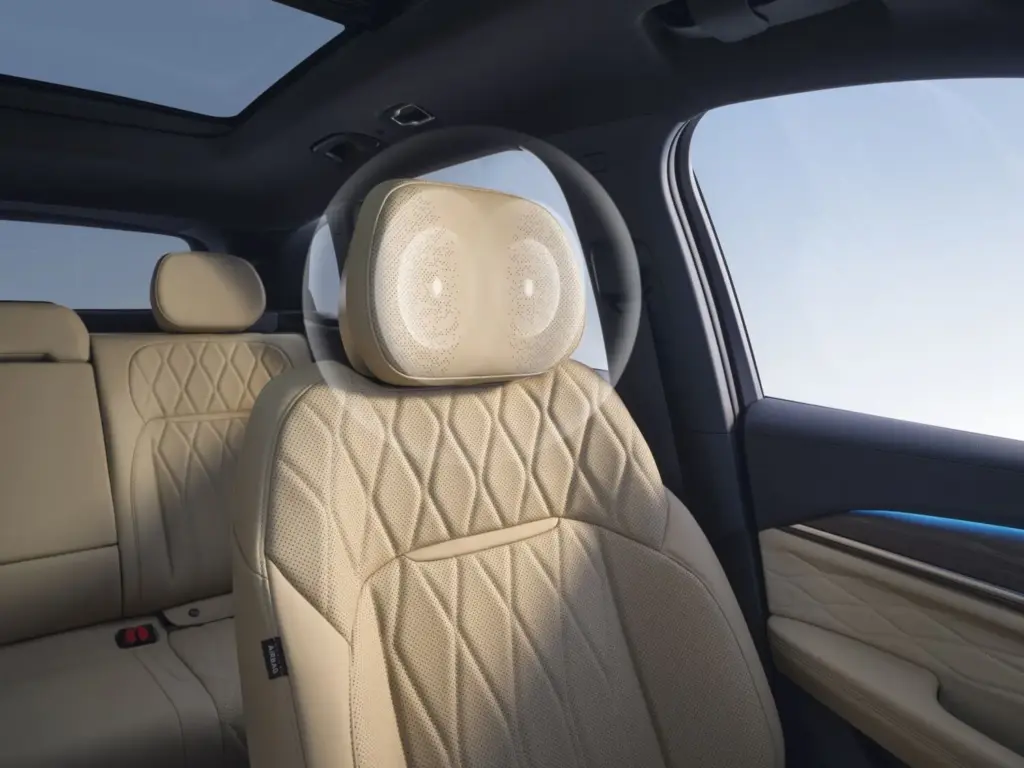 Geely Monjaro EM-i: el nuevo D-SUV con 334 CV y 116 kilómetros de autonomía eléctrica 59 Motor16 Geely Monjaro EM i Interior 23 Motor16